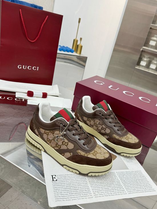Gucci Vintage Distressed Low Top Casual Sneakers