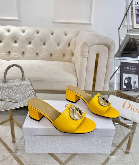 Christian Dior CD Calfskin Pumps With Sheepskin Lining Rubber Outsole