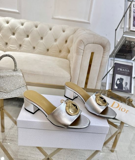 Christian Dior CD Calfskin Pumps With Sheepskin Lining Rubber Outsole