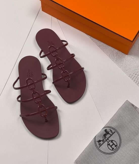 Hermes Chain Decorated Thong Flip Flops with Shiny Sole