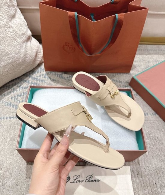 Loro Piana Premium Sheepskin Soft Sole Casual Slides