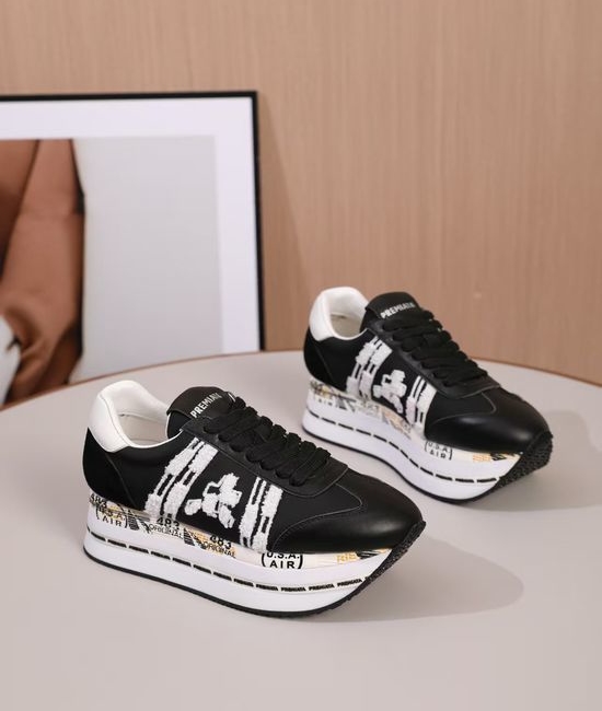Premiata Minimalist White Casual Sneakers with Embossed Logo Detail