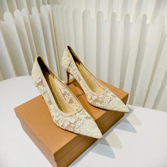 Gianvito Rossi Lace Pointed Toe Heels For Formal Occasions