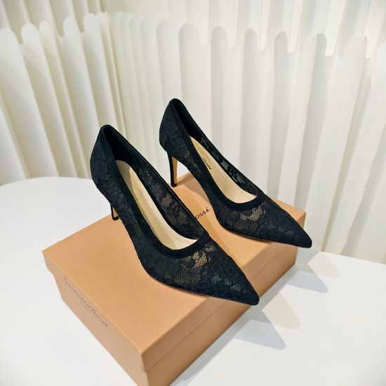 Gianvito Rossi Lace Pointed Toe Heels For Formal Occasions