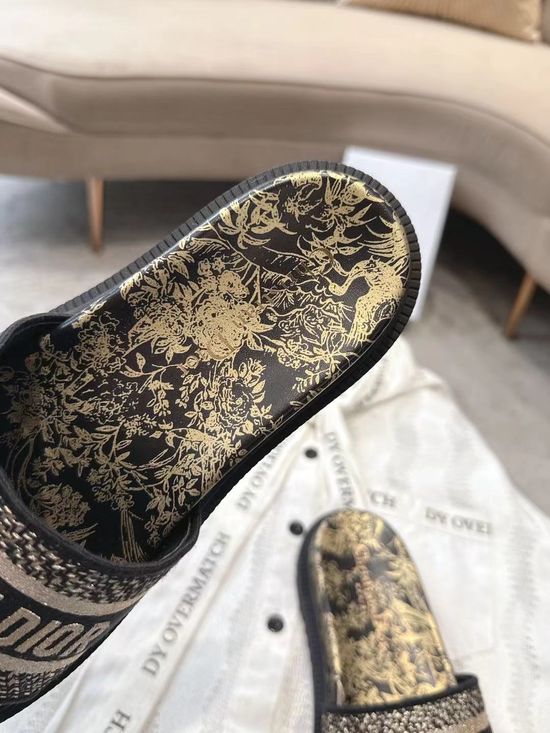 Christian Dior Embroidered Thick Sole Casual Slide Sandals