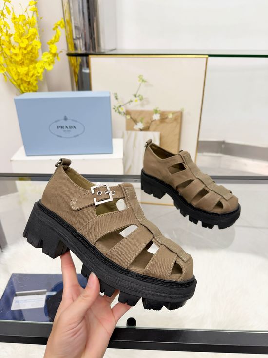 Prada Non-slip Platform Roman Sandals for Casual Outdoor Wear