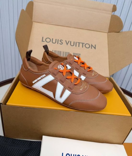 Louis Vuitton LV Vintage Style Leather Laced Comfortable Sneakers