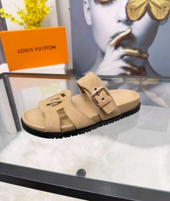 Louis Vuitton LV Premium Cowhide Leather Lined Platform Slides