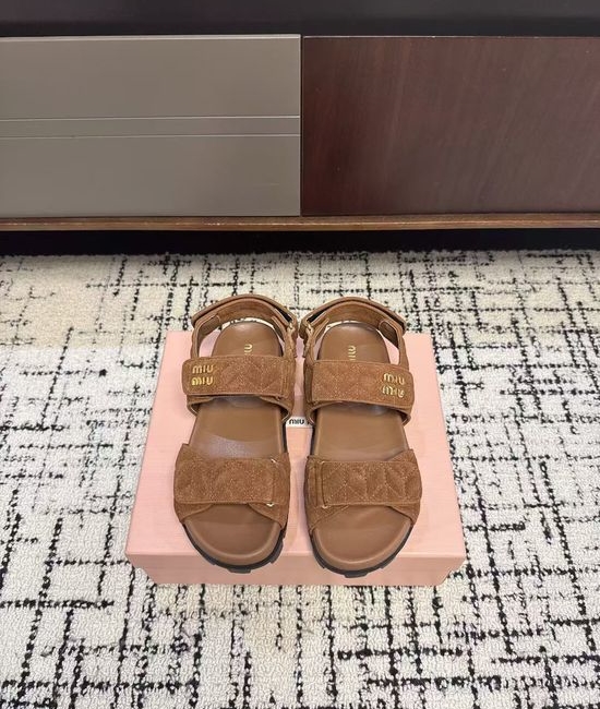 Miu Miu Soft Suede Comfort Elegant Casual Sandals