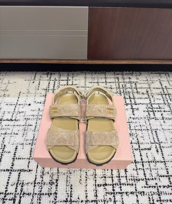Miu Miu Soft Suede Comfort Elegant Casual Sandals