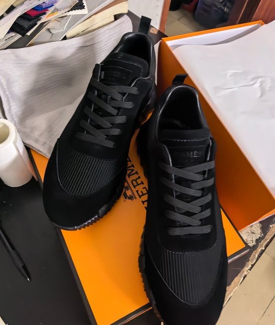Hermes Breathable Knit Casual Sneakers Soft Lightweight Sole