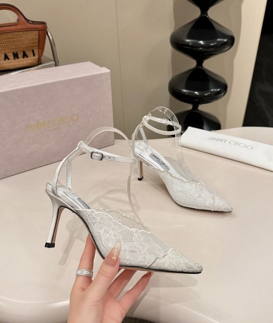 Jimmy Choo Lace Upper Sheepskin Lined Leather Sole Heels