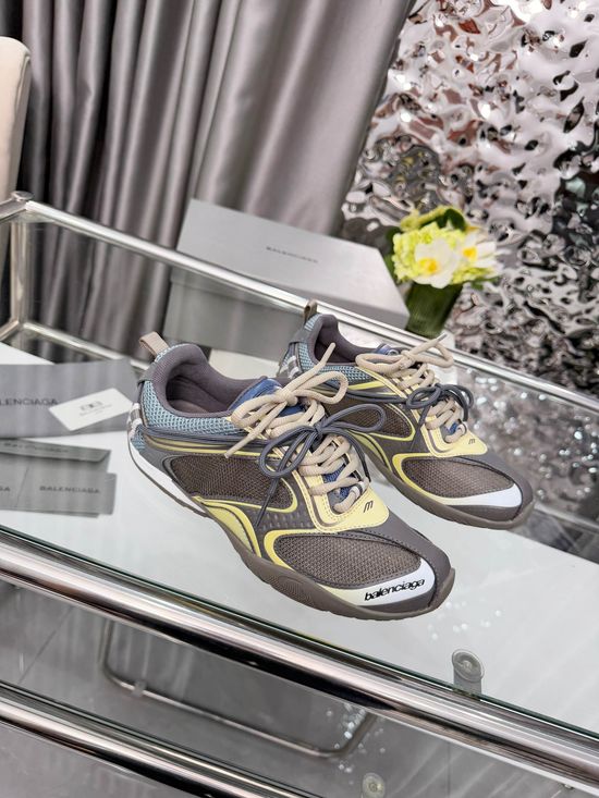 Balenciaga Futuristic Breathable Mesh Thick Sole Casual Sneakers
