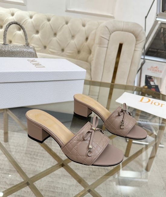 Christian Dior CD Embroidered Bow Decor Leather Slippers with Hardware Accent
