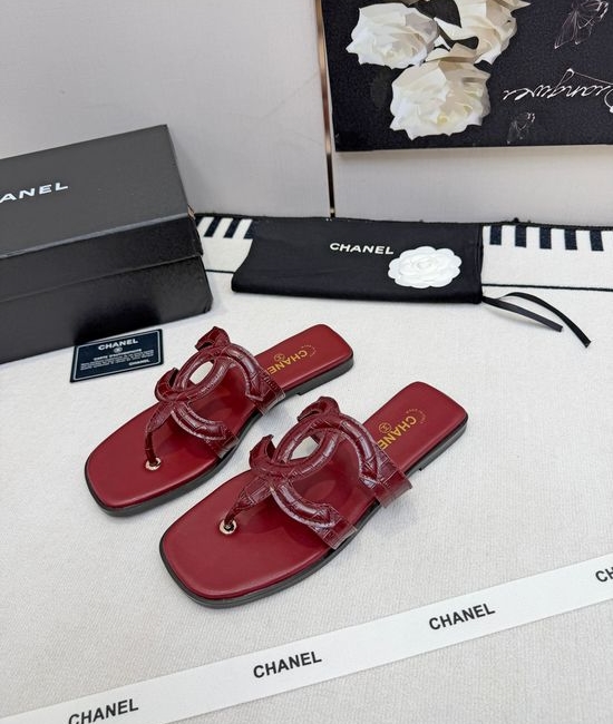 Chanel Logo Decor Leather Slip On Thong Sandals
