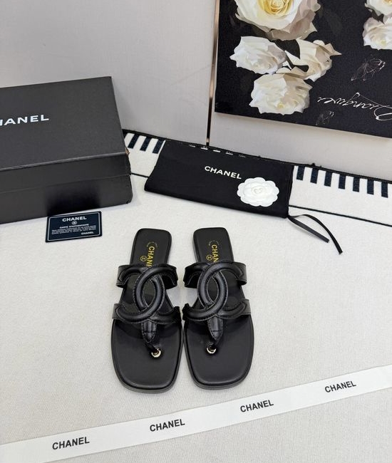 Chanel Logo Decor Leather Slip On Thong Sandals