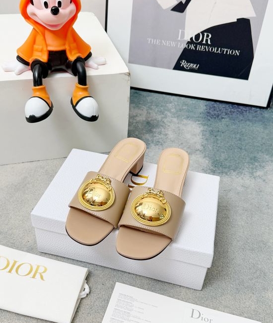 Christian Dior CD Embossed Pattern Leather Low Heel Slides