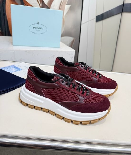 Prada Classic Premium Leather Casual Versatile Daily Sneakers
