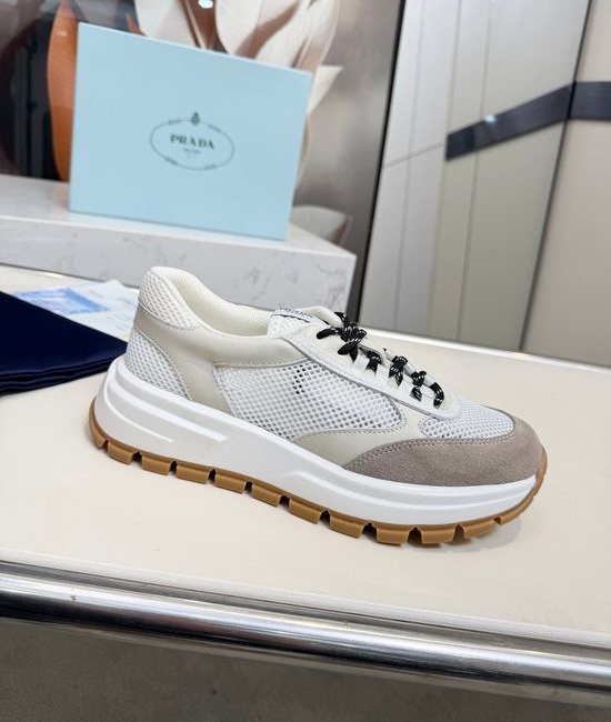 Prada Classic Premium Leather Casual Versatile Daily Sneakers