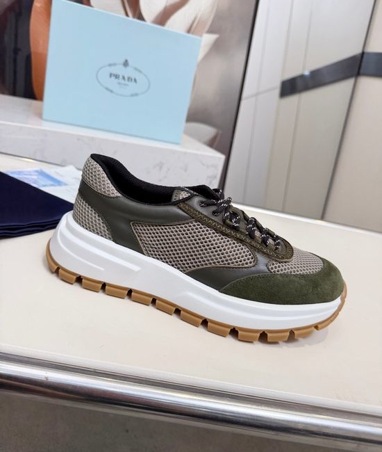 Prada Classic Premium Leather Casual Versatile Daily Sneakers