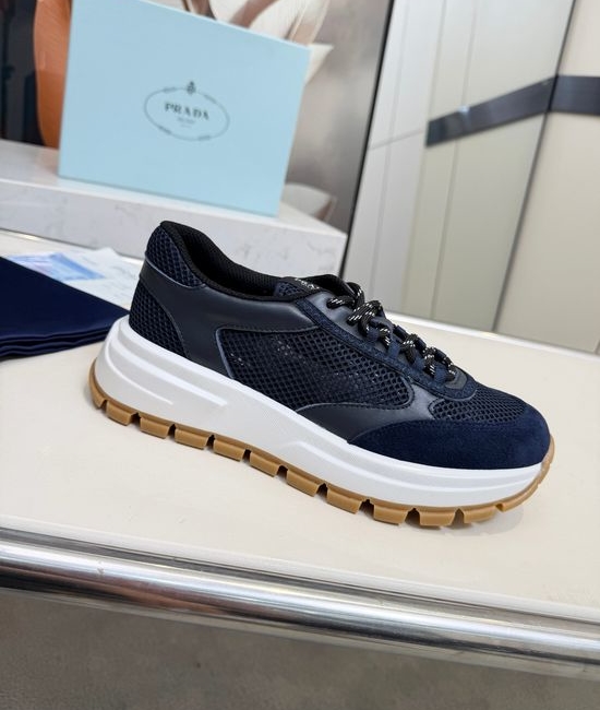 Prada Classic Premium Leather Casual Versatile Daily Sneakers