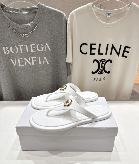 Versace Elegant Logo Casual Flat Flip Flops for Daily Wear