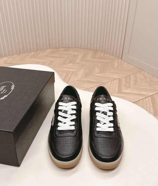 Prada Classic Leather Comfortable Versatile Casual Sneakers