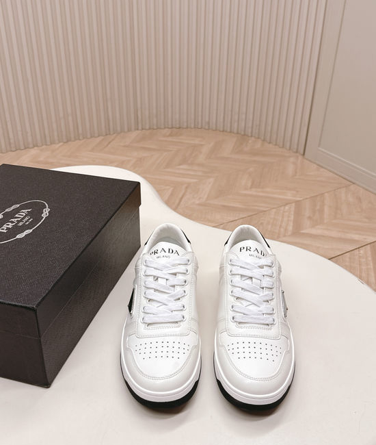 Prada Classic Leather Comfortable Versatile Casual Sneakers