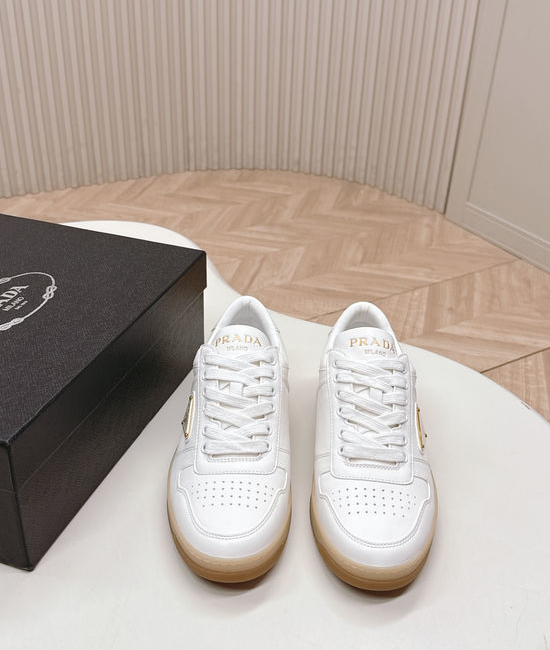 Prada Classic Leather Comfortable Versatile Casual Sneakers