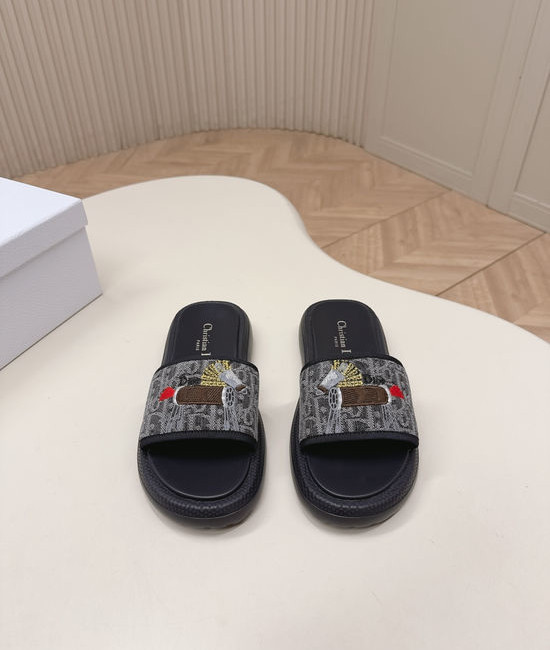 Christian Dior CD Premium Embroidery Comfortable Flat Slide Sandals