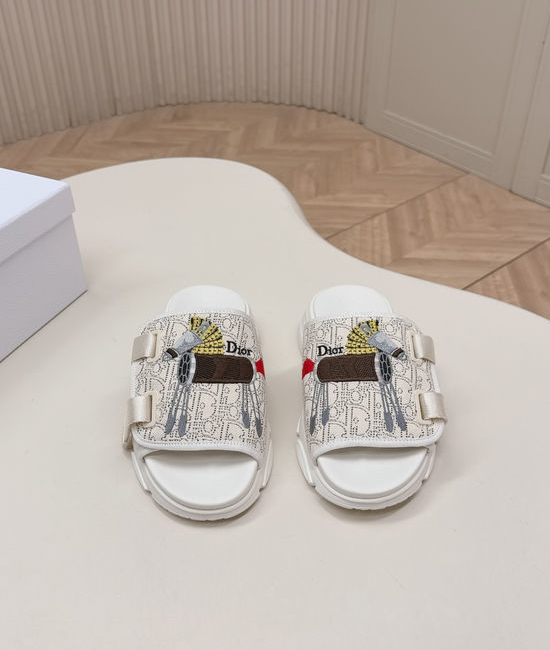Christian Dior CD Premium Embroidery Comfortable Flat Slide Sandals