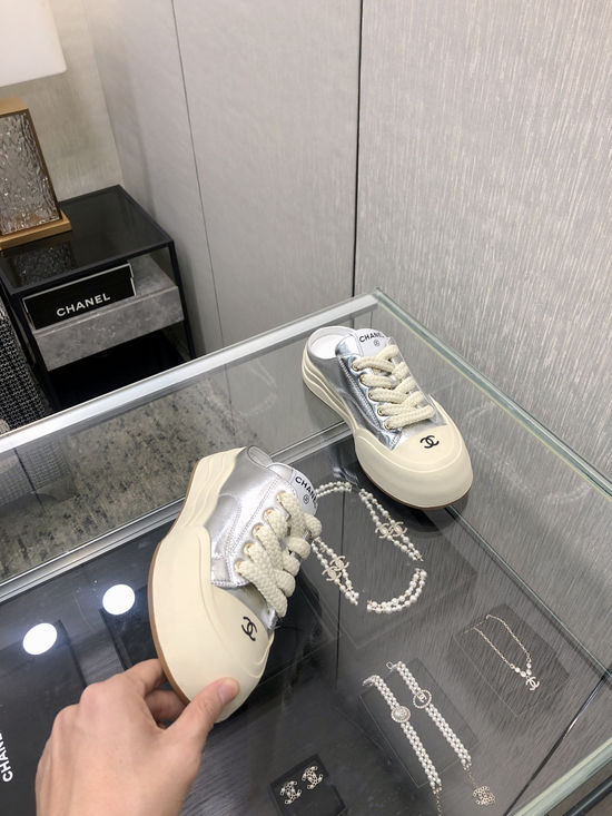 Balenciaga Mixed Sheepskin Upper And Lining Classic Platform Sneakers
