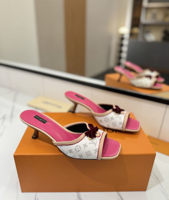 Louis Vuitton LV Elegant Open-Toe Sandals with Premium Materials and Custom Heel