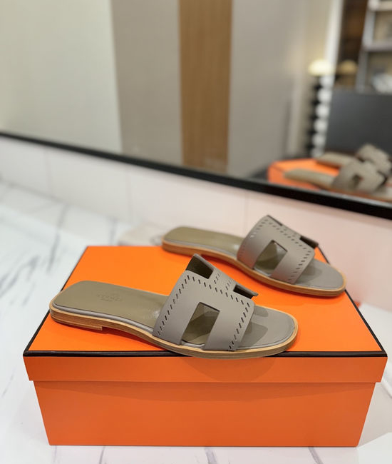 Hermes Printed Smooth Cowhide Leather Welted Sole Classic Shoes