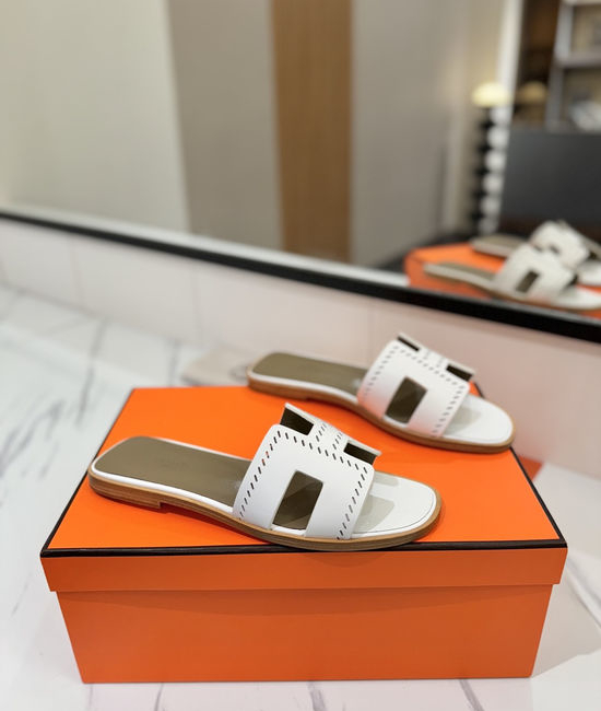 Hermes Printed Smooth Cowhide Leather Welted Sole Classic Shoes