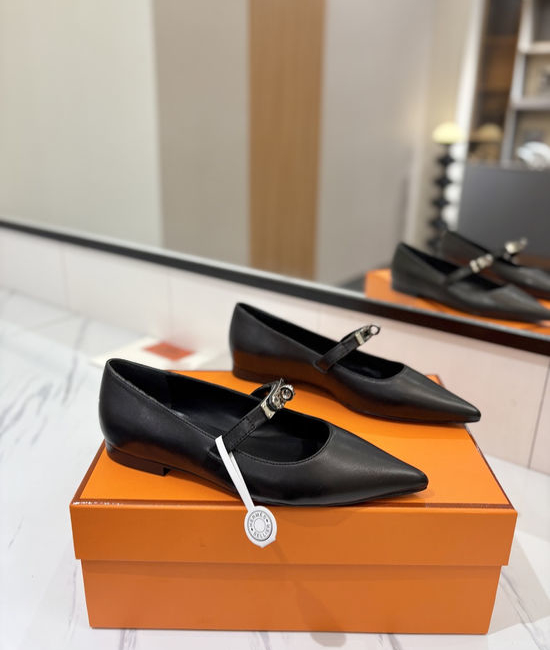 Hermes Soft Sheepskin Leather Sole Premium Casual Shoes