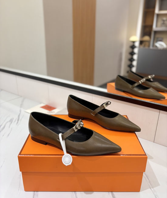 Hermes Soft Sheepskin Leather Sole Premium Casual Shoes