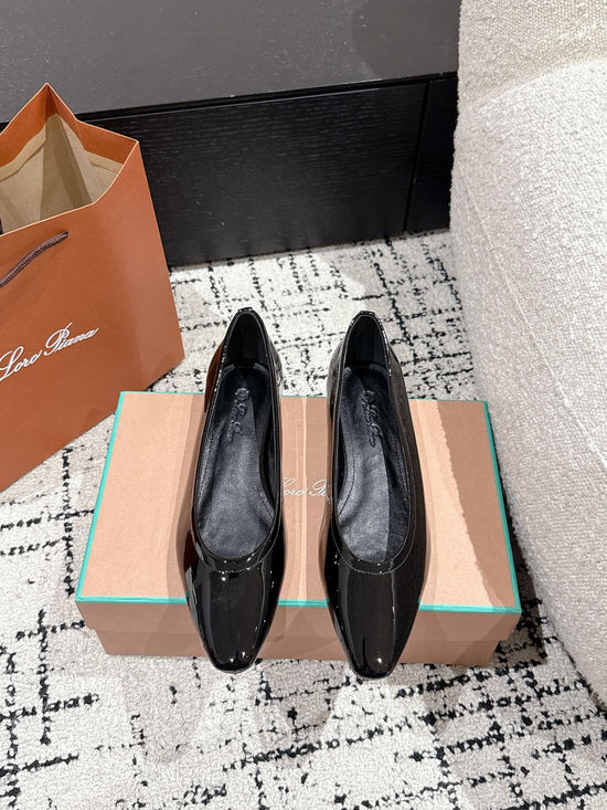 Loro Piana Soft Suede Ballet Flats Comfortable Versatile Daily Shoes