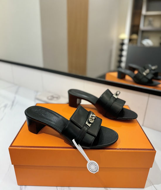 Hermes Smooth Cowhide 4.5cm Heel Leather Sole Shoes