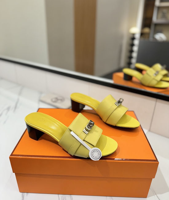 Hermes Smooth Cowhide 4.5cm Heel Leather Sole Shoes