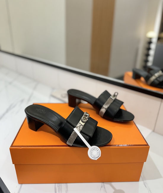 Hermes Smooth Cowhide 4.5cm Heel Leather Sole Shoes