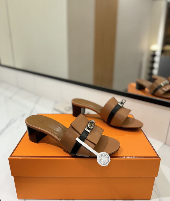 Hermes Smooth Cowhide 4.5cm Heel Leather Sole Shoes