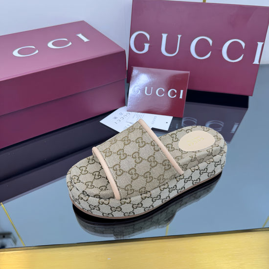 Gucci Embroidered Canvas Platform Slide Sandals for Everyday Wear