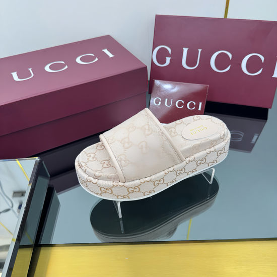 Gucci Embroidered Canvas Platform Slide Sandals for Everyday Wear