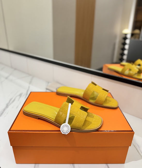 Hermes Pebbled Cowhide Leather Welted Sole Comfortable Classic Shoes