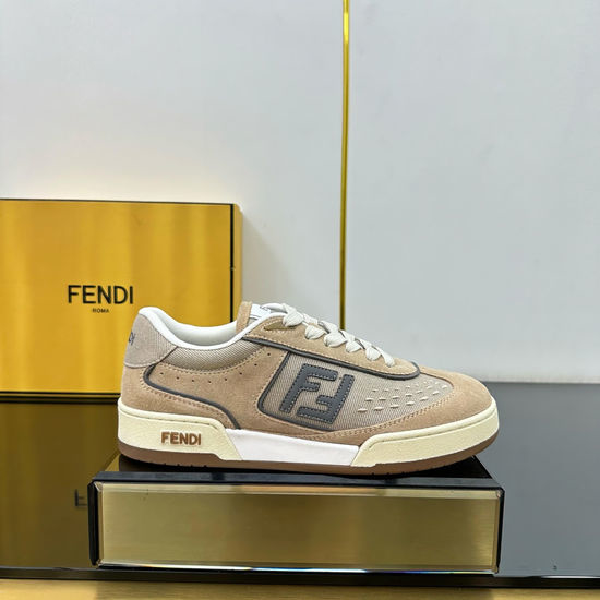 Fendi Leather Stitching Retro Logo Casual Comfortable Skate Shoes