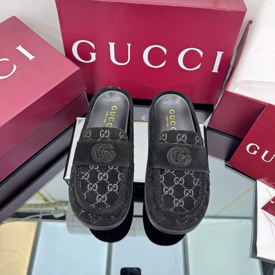 Gucci Embossed Pattern Slip On Platform Mule Slippers