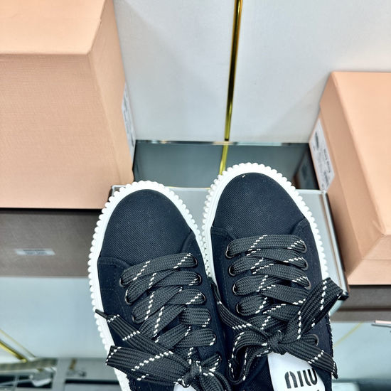 Miu Miu Comfortable Non-Slip Platform Casual Sneakers