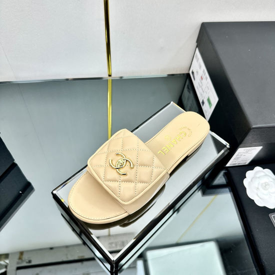 Chanel Vintage Style Round Toe Backless Leather Loafers