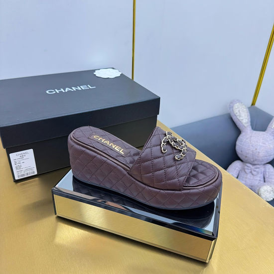 Chanel Woven Flat Slide Sandals with Logo Emblem Classic Style